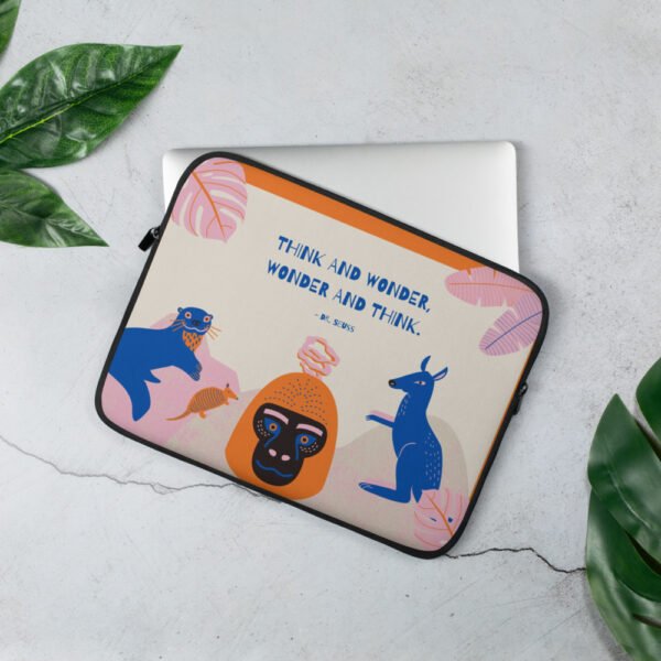 Think and wonder - Laptop Sleeve